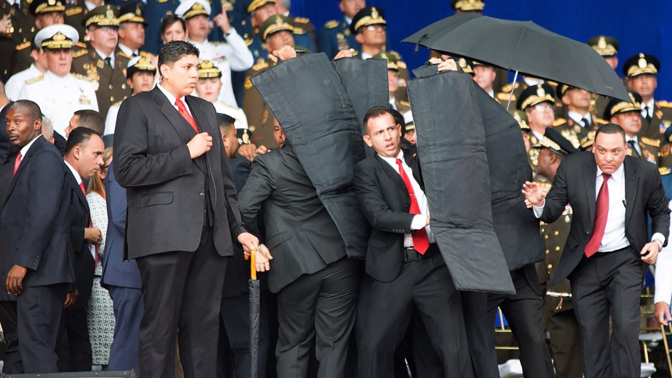 Acusa oposición venezolana a Maduro de manipular el supuesto atentado