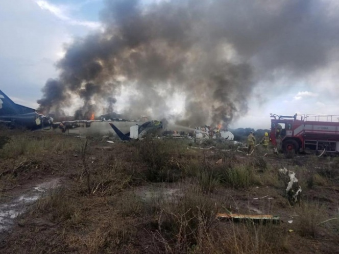 Localizan cajas negras de avión de Aeroméxico que se desplomó en Durango