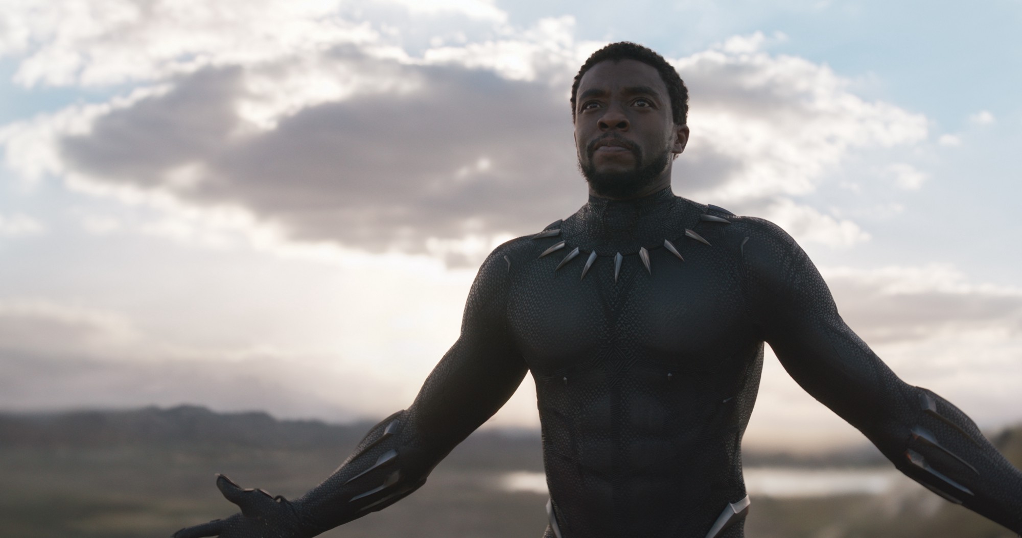 ‘Black Panther’ se une a la carrera por los premios Oscar
