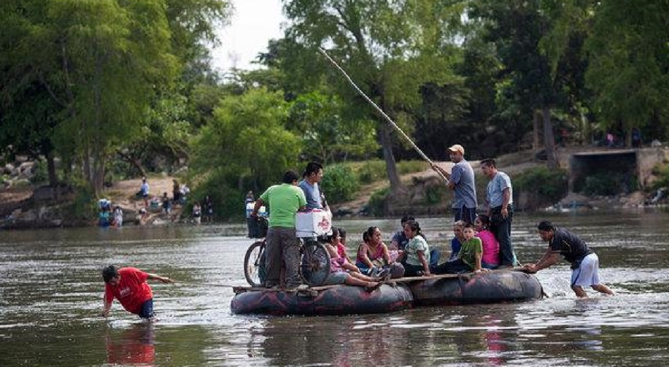 EN REDONDO: Desbordan migrantes la Frontera Sur