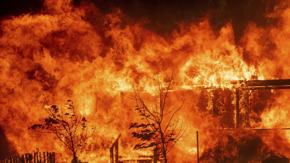 Incendio en el norte de California, el más grande en la historia del estado