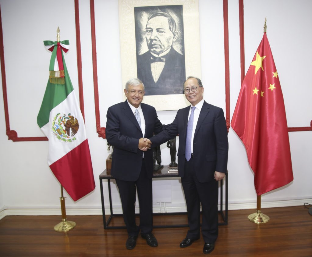 Gobierno de AMLO buscará reducir el déficit comercial de México con China: Ebrard