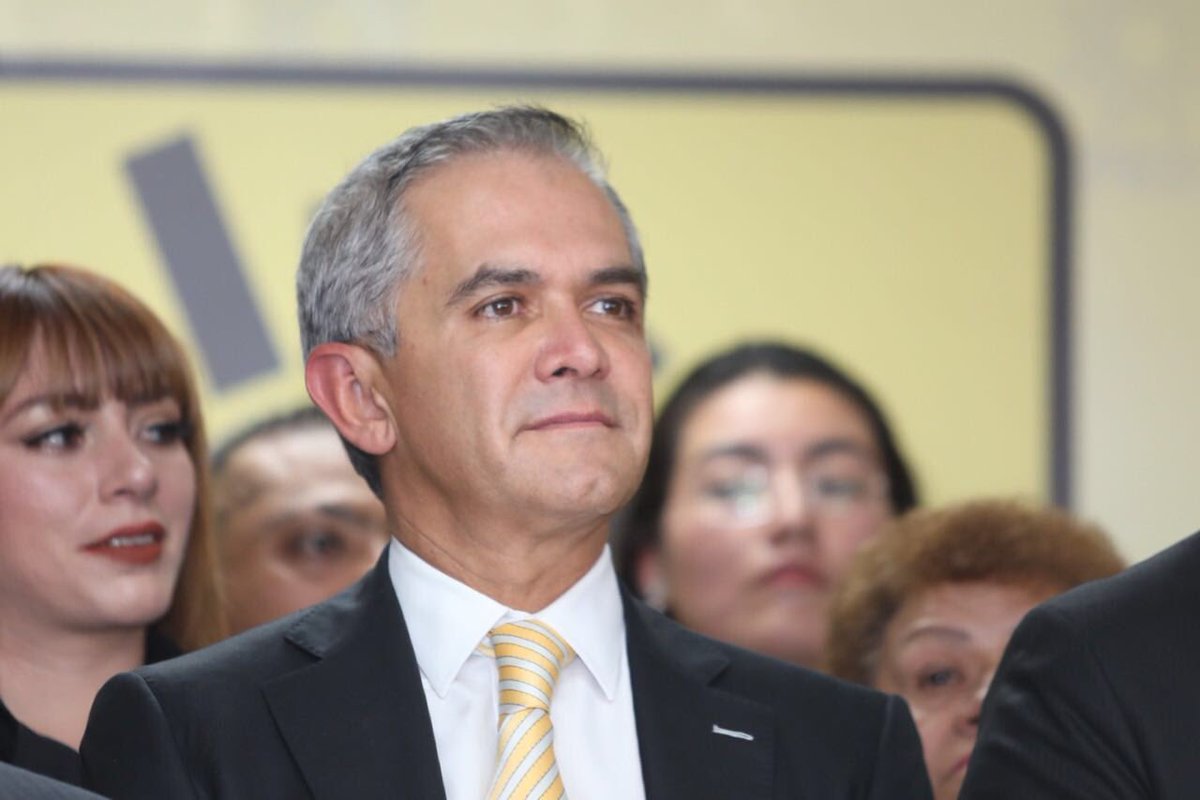 Seguiré representando al PRD en la Comisión Permanente: Mancera