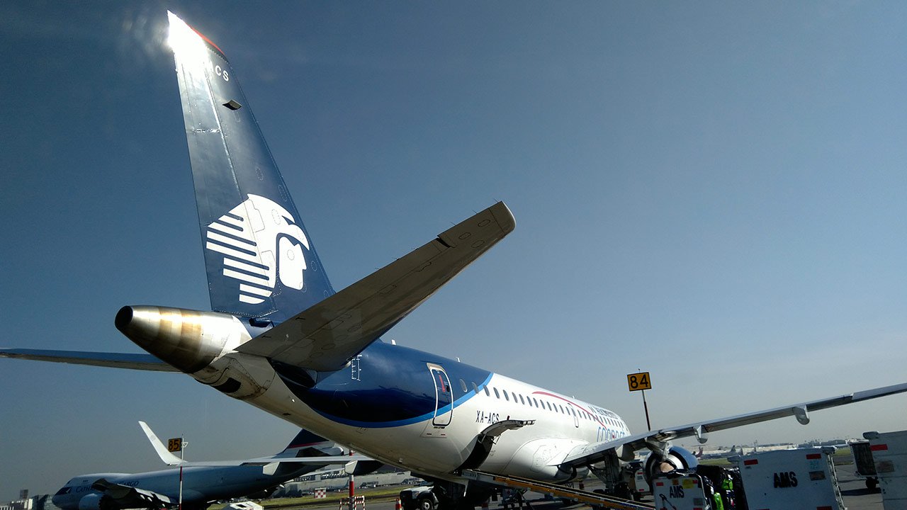 Pilotos de Aeroméxico planean huelga para el 1 de octubre