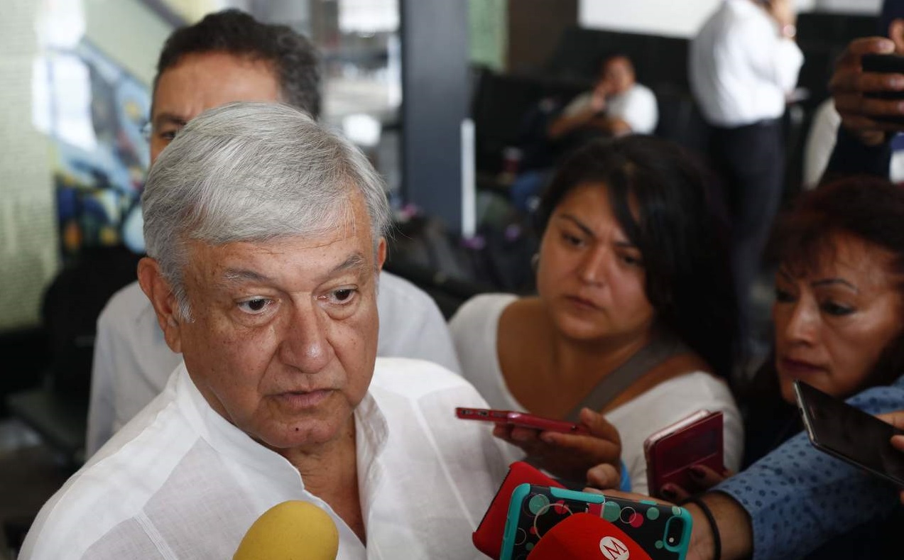 López Obrador asegura que muertos en tráileres es culpa del fraude electoral de 2006