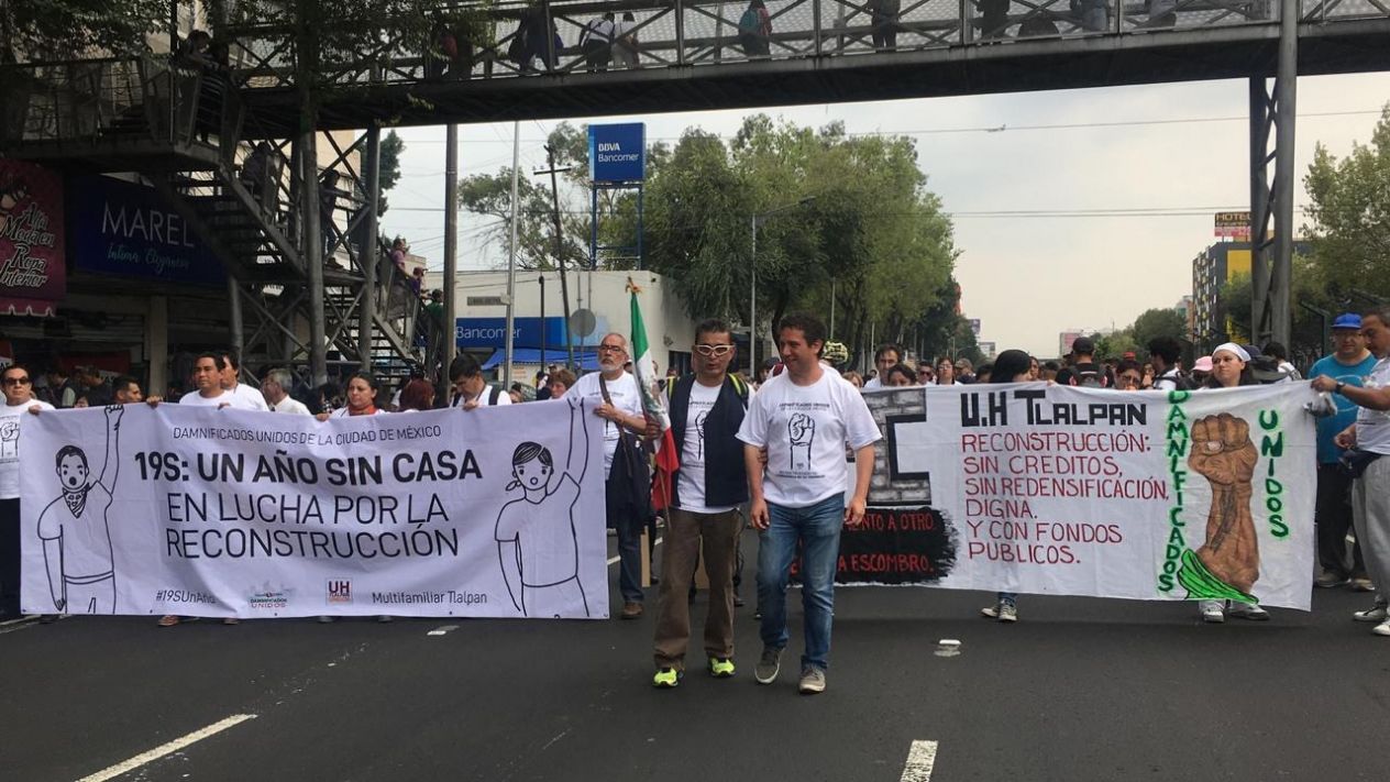 Damnificados del 19-S marchan de Calzada de Tlalpan al Zócalo capitalino