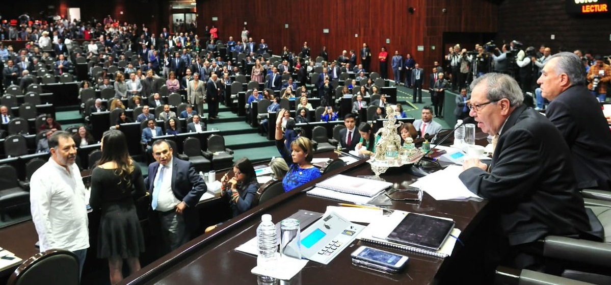 A debate en Cámara de Diputados, salario de servidores públicos
