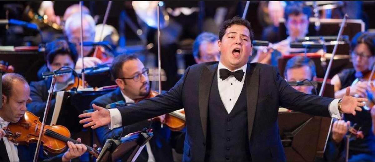 El Tenor Mexicano Galeano Salas Ganador Absoluto En El Iii Concurso Internacional De Canto Éva