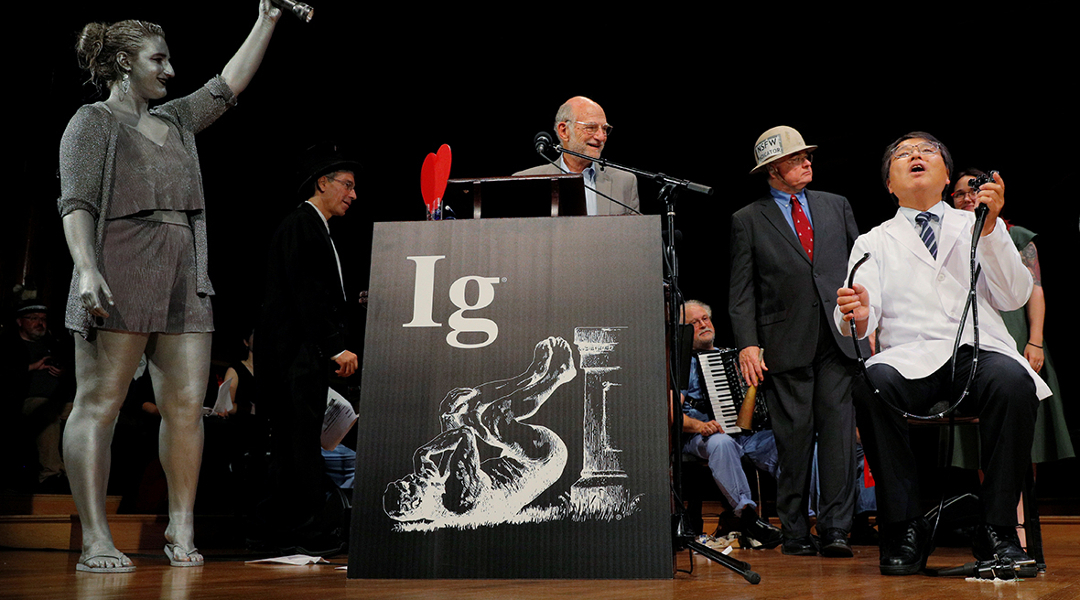 Premios Ig Nobel, un ‘homenaje’ a los estudios científicos que “primero te hacen reír y luego pensar”