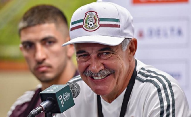 Ferreti satisfecho con desempeño del Tri contra Urugay; mira a Qatar 2022