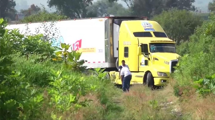 Familiares de desaparecidos en Jalisco acuden a dar su muestra de ADN