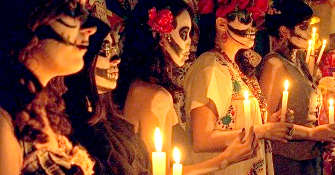 México celebra el Día de Muertos, pero la muerte es un tema tabú