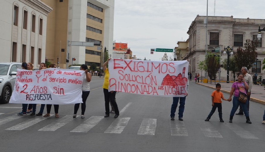 Vecinos de fraccionamiento en Chihuahua expuestos a un suelo contaminado de plomo y arsénico