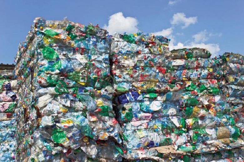 CONCATENACIONES: La batalla contra el plástico