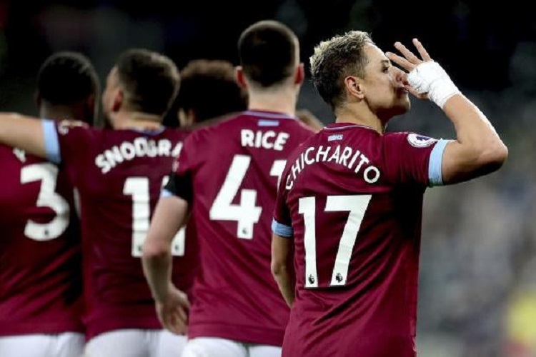 ‘Chicharito’ vuelve a anotar con los Hammers; vencen 4-2 al Burnley