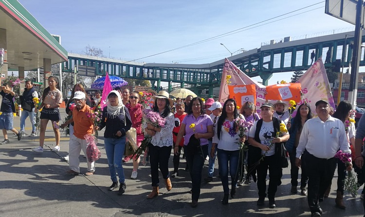 Marchan contra feminicidios y despariciones en Edomex