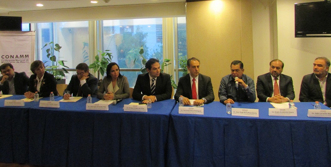 Alcaldes de todos los partidos invitan a AMLO a diálogo abierto: seguridad y presupuesto los temas