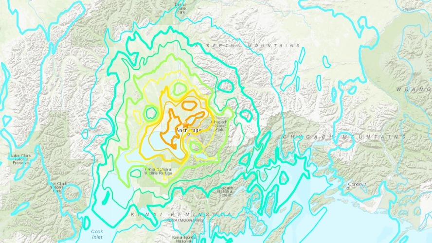 Sismo de magnitud 7 sacude a Alaska; emiten alerta de tsunami