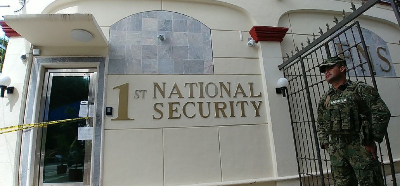 Incierto futuro de 357 cajas de seguridad de First National Security