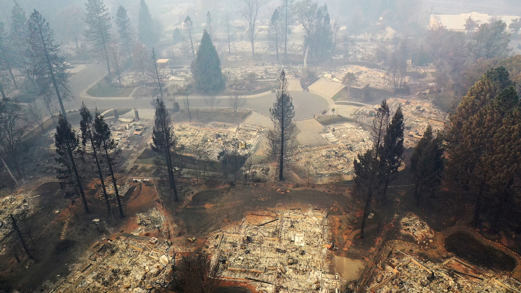 Suman 76 fallecidos por incendios en California