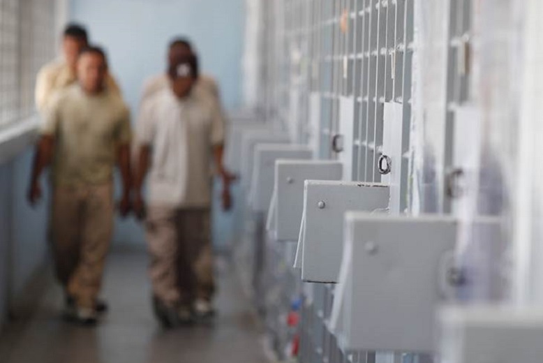 ECONOMÍA Y POLÍTICA: Prisión preventiva: nuevo triunfo de AMLO