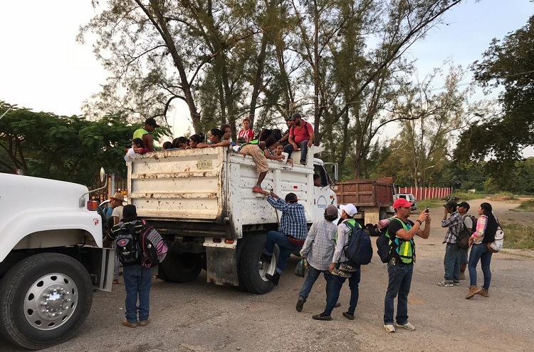 CNDH realiza censo a cuarta Caravana Migrante en Matías Romero, Oaxaca