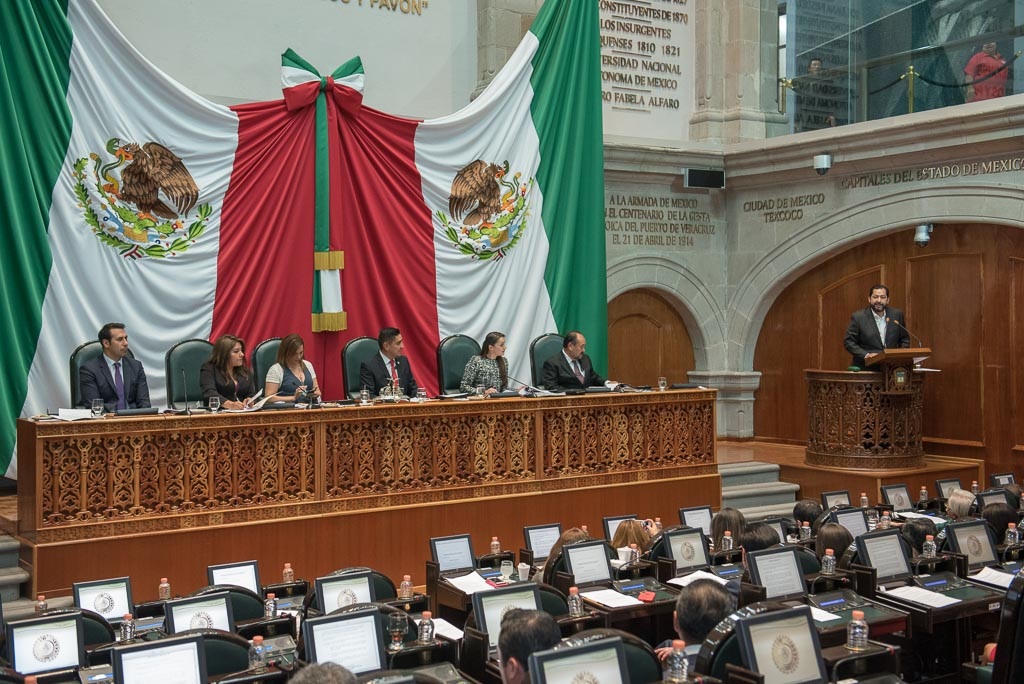 Legislatura mexiquense, Morena, Ley, antecedentes penales