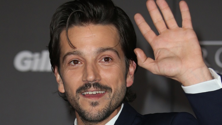 Nunca hice campaña a favor de AMLO: Diego Luna