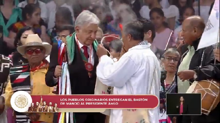 Ceremonia de entrega del bastón de mando y primer discurso de AMLO en Zócalo (En vivo)