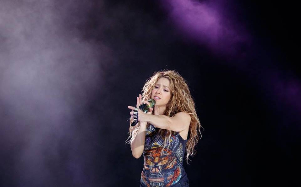 Acusan a Shakira de 6 delitos fiscales