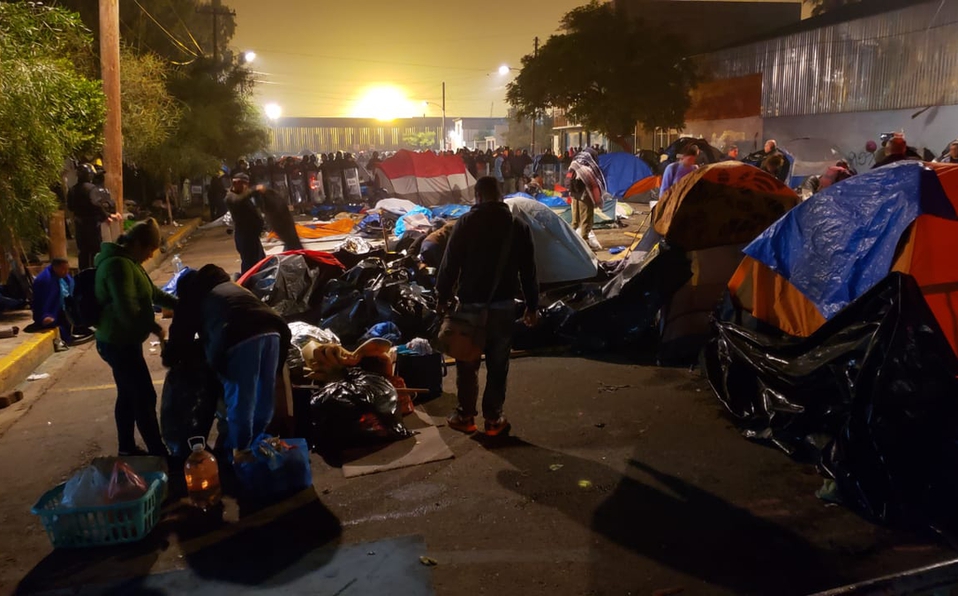 Levantan campamento de migrantes en Tijuana