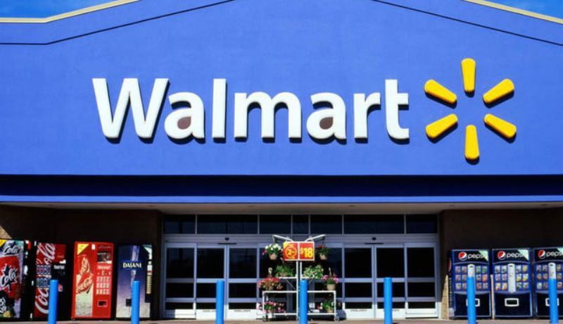 Walmart va en crecimiento mientras compite con Amazon ﻿