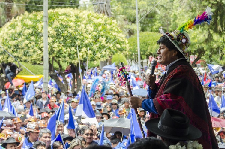 Indígenas de Bolivia respaldan reeleción Evo Morales