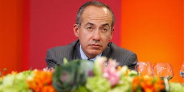 ÍNDICE POLÍTICO: Por Felipe Calderón, la descomposición se agudizó desde el 2006