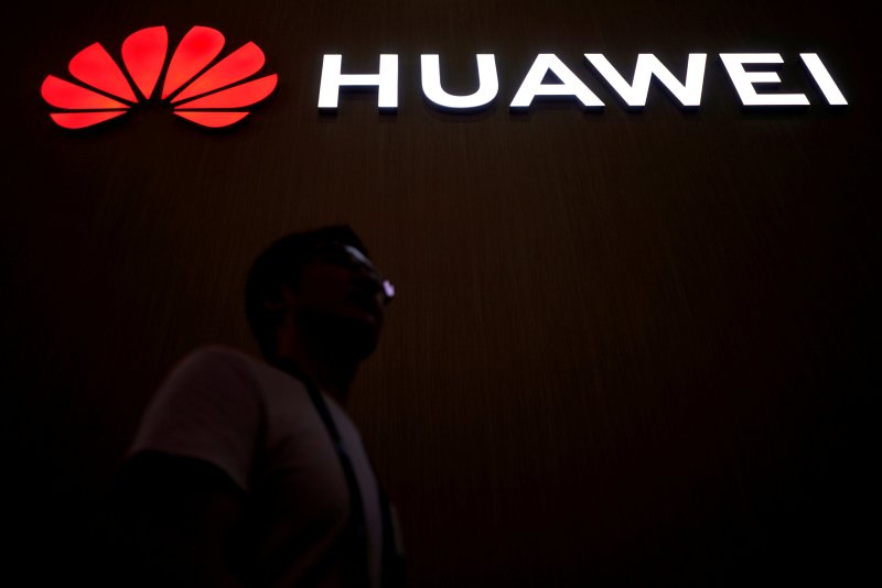 Huawei ‘castiga’ a dos empleados por usar Twitter… desde un iPhone