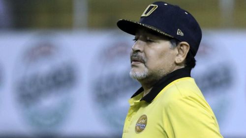 Maradona es internado de emergencia; lo dan de alta horas después