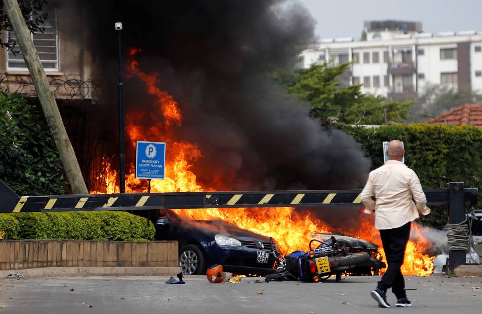 Grupo terrorista Al Shabab se atribuye ataque a hotel de Nairobi, Kenia