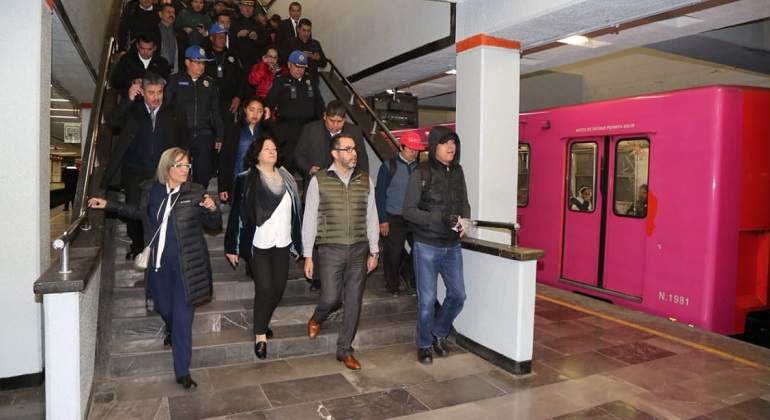 Ante denuncias de intentos de secuestro contra mujeres en el Metro de la CDMX; funcionarios revisan seguridad de instalaciones