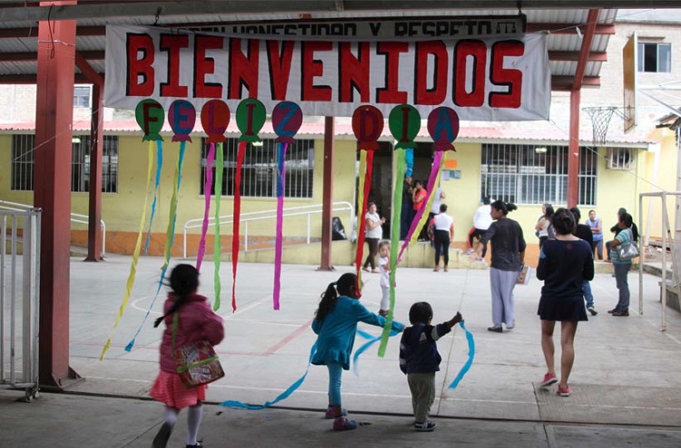 Mañana reanudan clases cerca de 25.4 millones de estudiantes