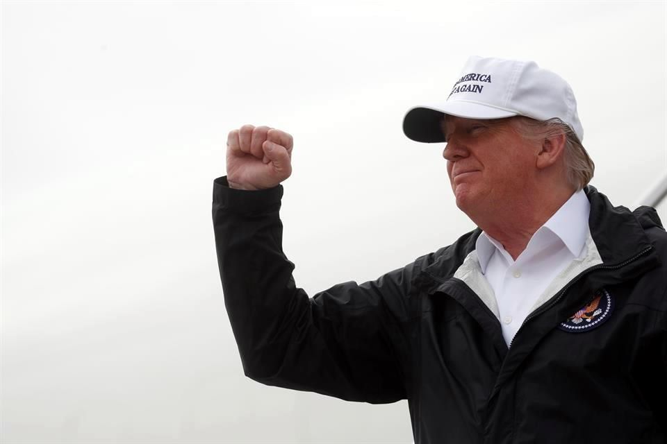 Trump insiste en construir una ‘poderosa barda de acero’ en la frontera con México