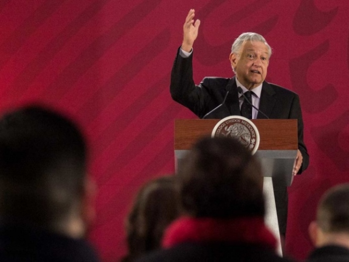 Nuevos requisitos para entrar a las mañaneras de AMLO