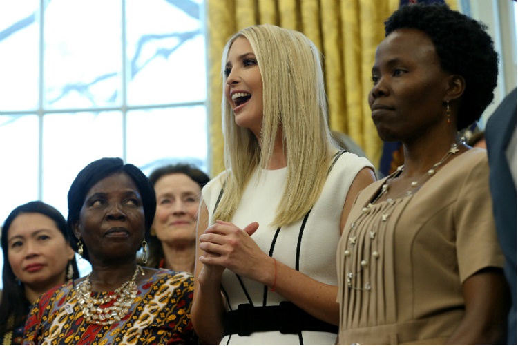 Ivanka Trump presente programa para mujeres en países en desarrollo