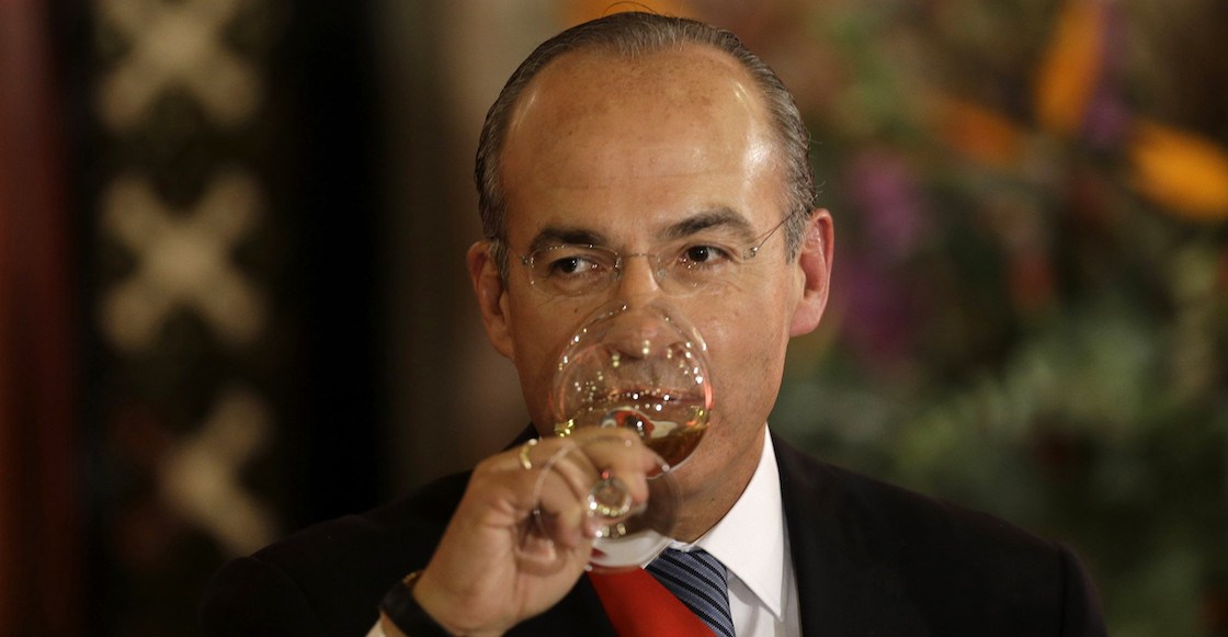 Me gustan las rancheras, pero eso no me hace un alcohólico: Felipe Calderón