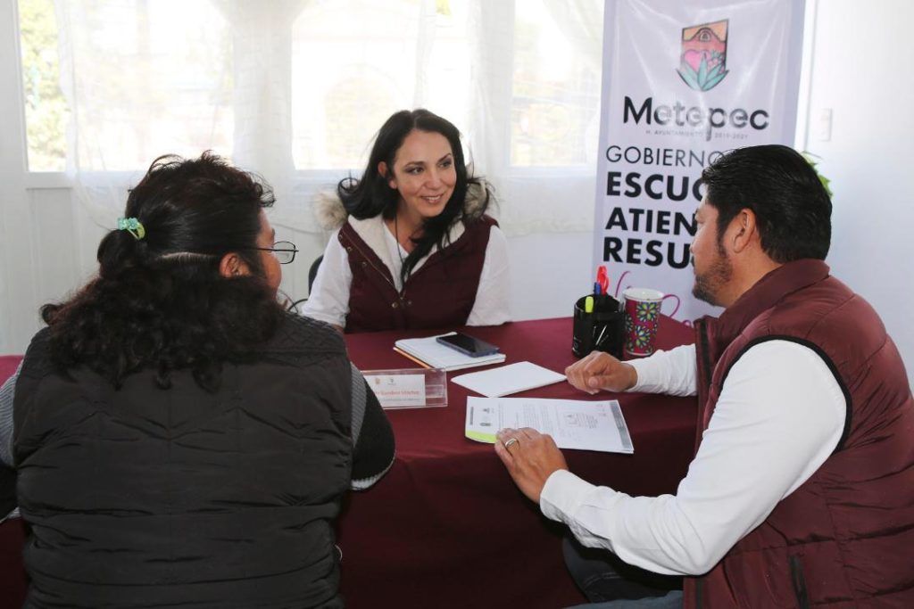 Vecinos de Metepec son testigos de cumplimiento de compromisos formulados en audiencias públicas