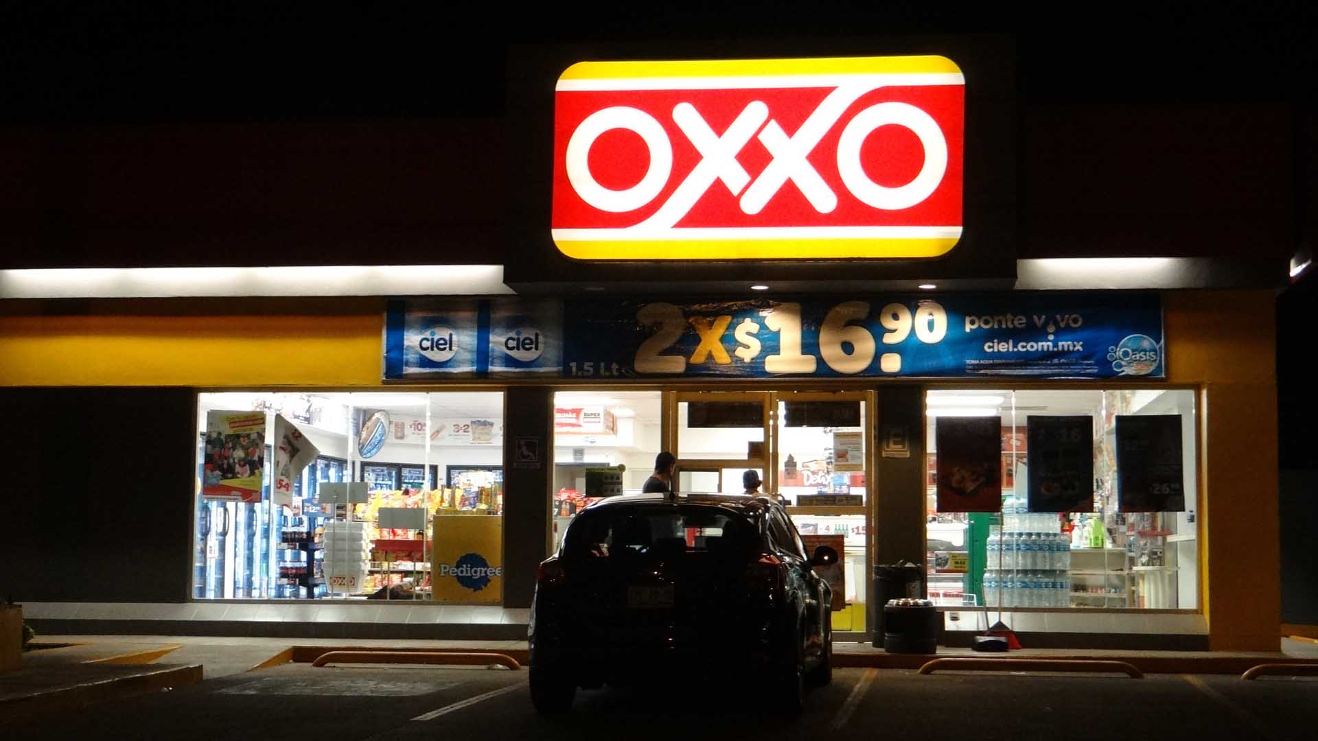 Oxxo comenzará a vender cervezas Corona