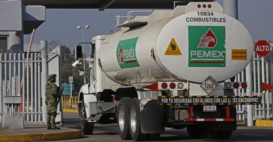 General ligado a huachicoleo compró sistema de espionaje para Pemex: MCCI