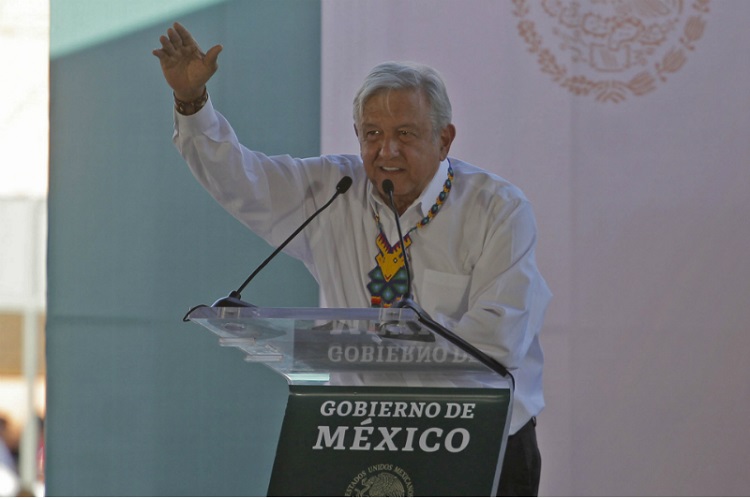 Politiquería y grilla me tienen hasta el copete: López Obrador