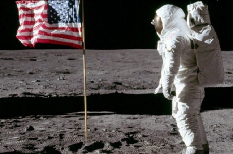 El Museo del Met de Nueva York celebra 50 años de la llegada del hombre a la Luna