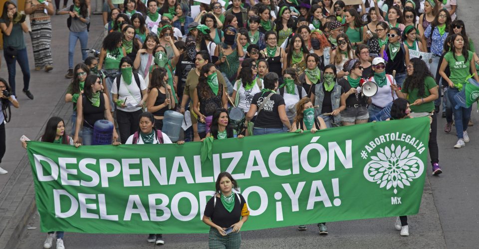 Nuevo León aprueba reforma que penaliza el aborto