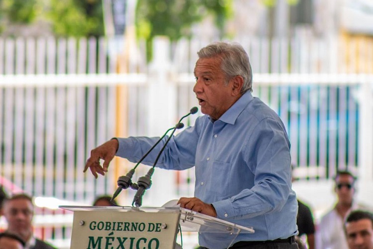 Presenta López Obrador en Jalisco precios de garantía a productores de leche (+En vivo)